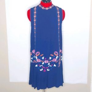 Embroidered drop waist mid mini dress. Blue XL